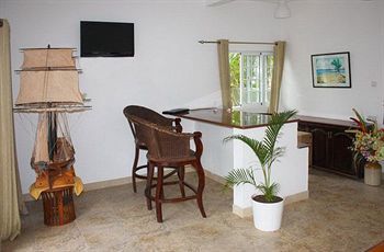 Bord Mer Villa Маэ Экстерьер фото